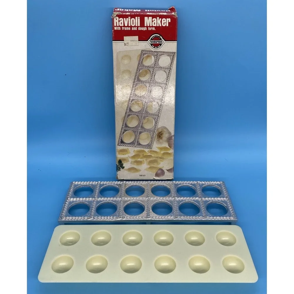 Vintage Norpro Ravioli Maker #153 MAKES 12 AT A TIME Easy To Use